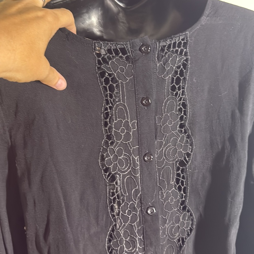 Monteau Black Semi Sheer Embroidered Cut Out Long Sleeve Boho Gypsy Top Size Med - Picture 9 of 13